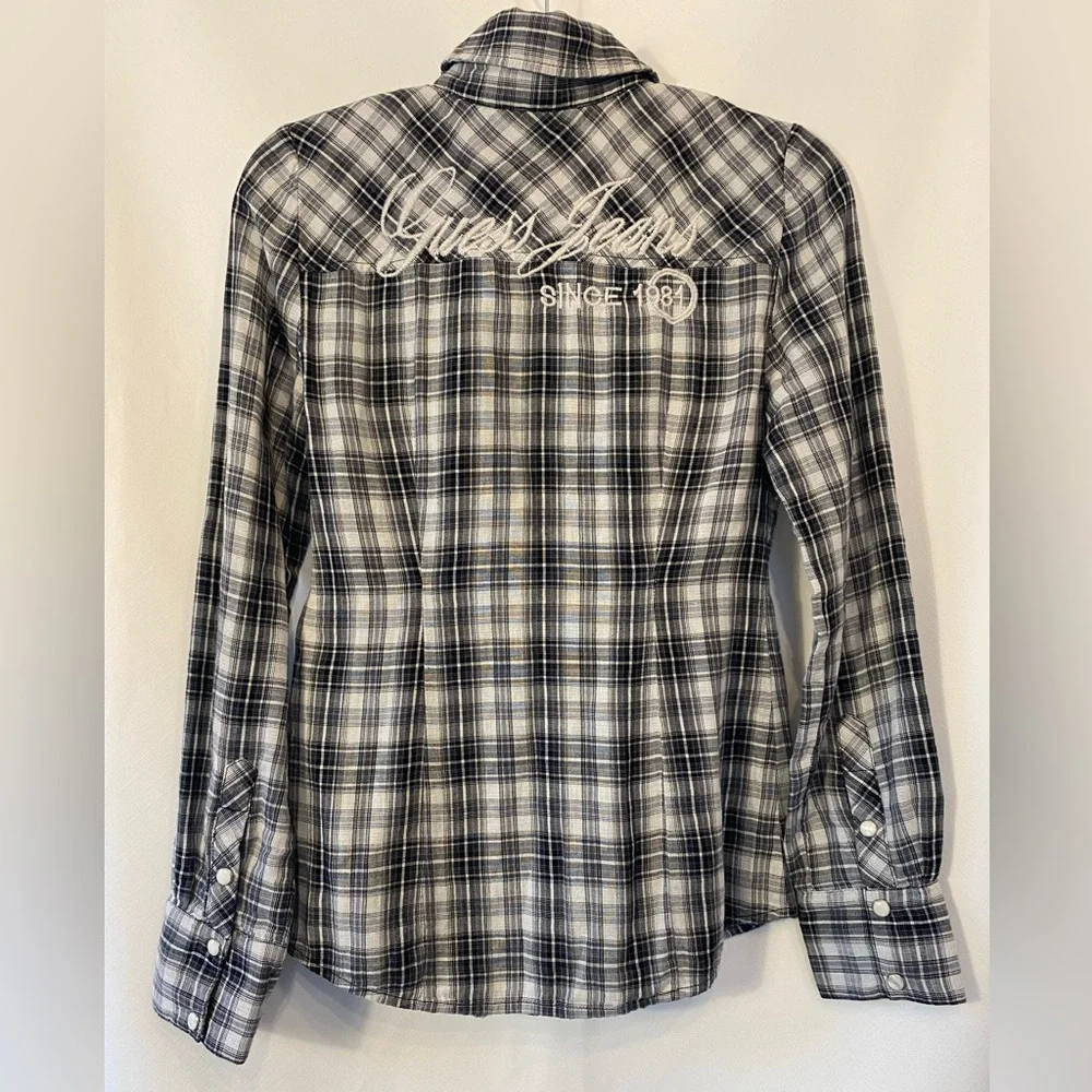 Women's Vintage Guess Western Pearl Snap Black White Blouse SM Embroidered Logo - Picture 6 of 16
